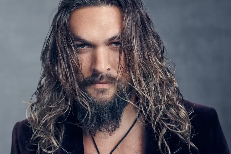 Aktor pemeran Aquaman, Jason Momoa resmi jadi karakter utama di Helldivers live action