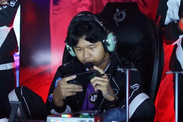 Kemenangan Perdana RRQ di MPL ID S17: RRQ vs BTR