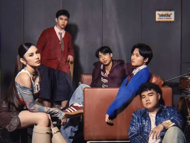 Lirik Lagu Seketika - Rizwan Fadilah, Mahalini, dan RnBoyz
