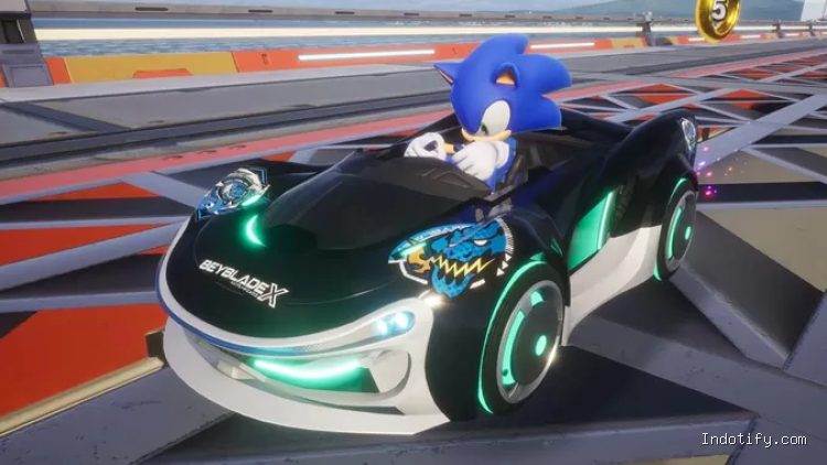Sonic Racing CrossWorlds x Beyblade X / SEGA, Takara Tomy