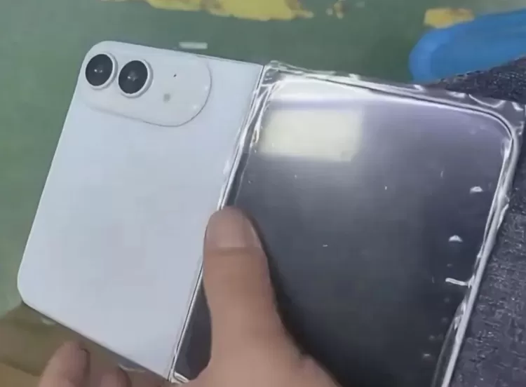 Bocoran desain iPhone Fold hadir dalam dua varian warna