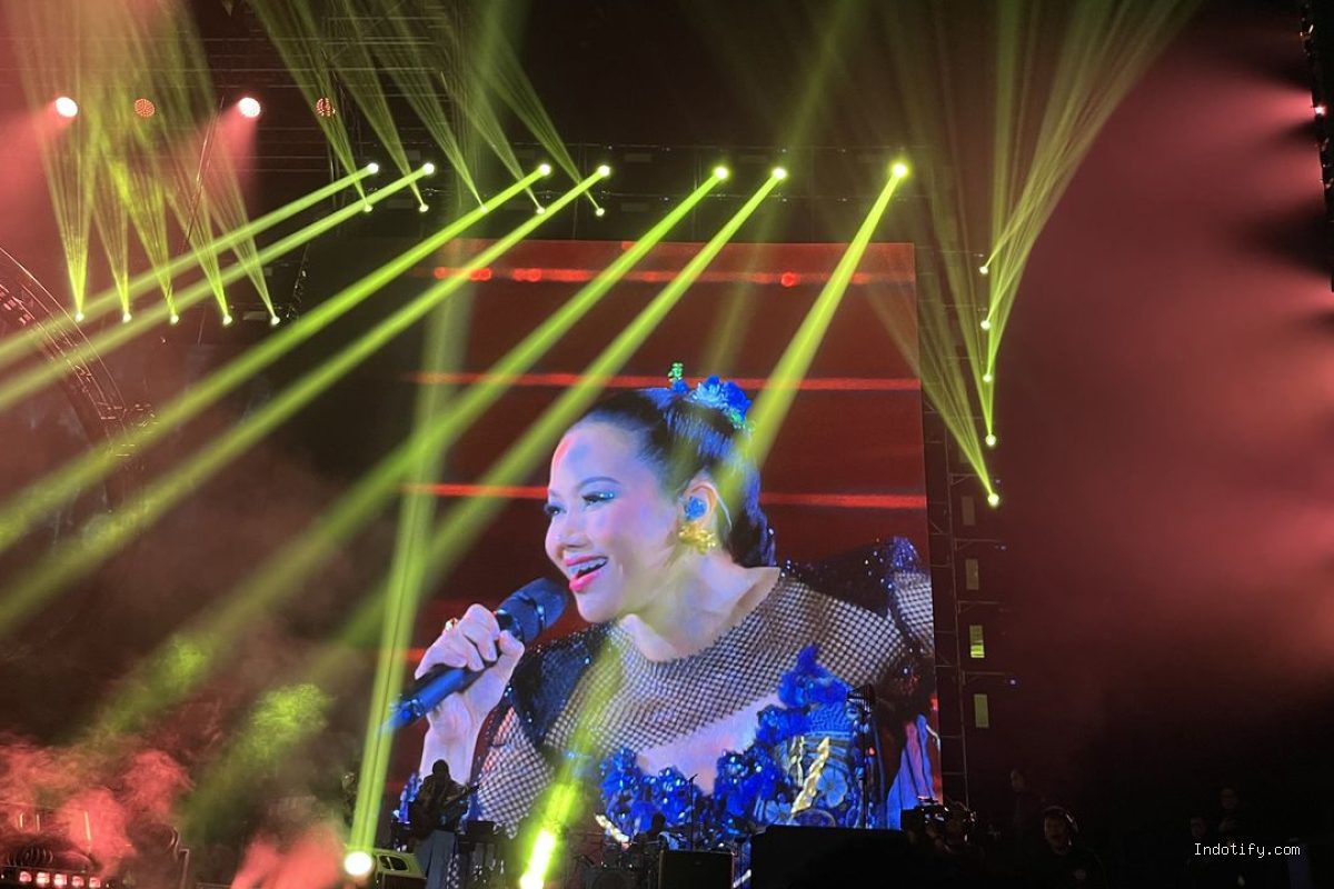 Photo by kompas.com - Kisah di Balik Lagu Merakit Yura Yunita Bangkit dari Keterpurukan Karier Musik