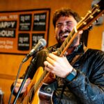 Photo by unsplash.com - Kisah Penulisan Lagu Hati-Hati di Jalan Tulus yang Viral Menyayat Hati