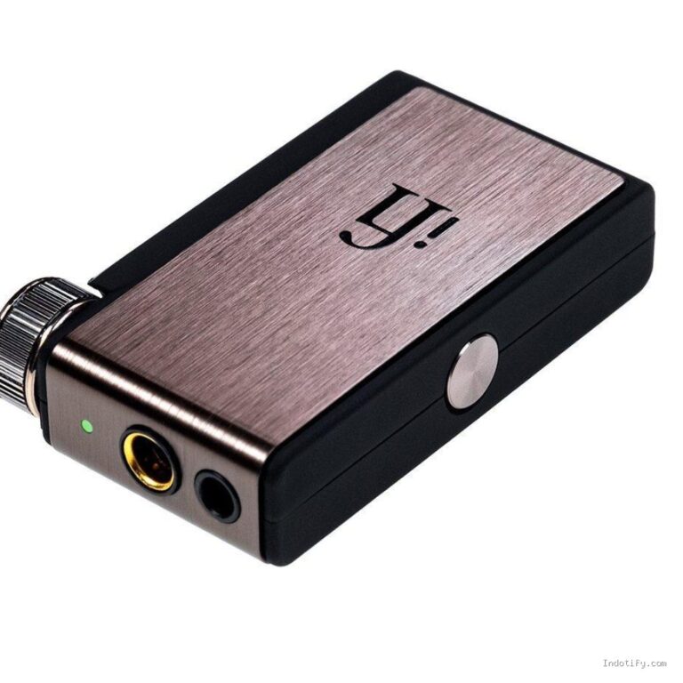 Photo by headphones.com - Rekomendasi DAC Bluetooth Portabel Murah Buat Sulap IEM Kabel Jadi Nirkabel